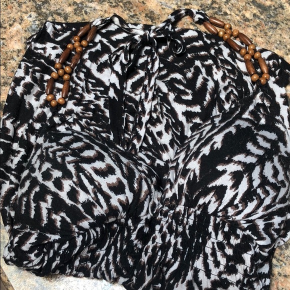 Guess medium halter top Blk/white/brown - Picture 9 of 10